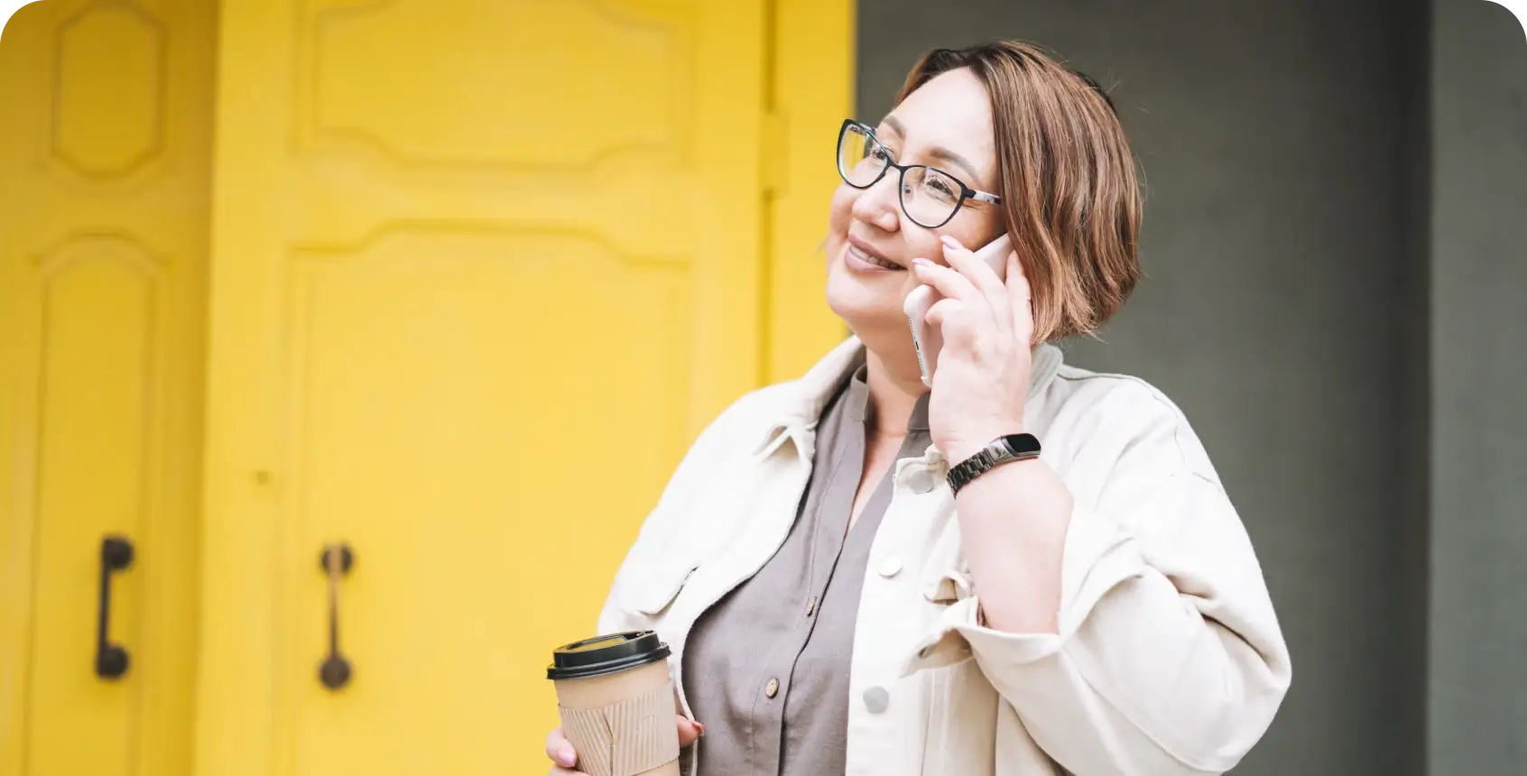 How to Improve Customer Service in 2025: What’s Changed, What Still Works, Where Should You Focus